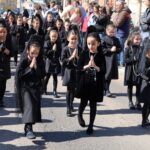 El colegio «La Encarnación» protagoniza un Vía Crucis infantil muy pedagógico